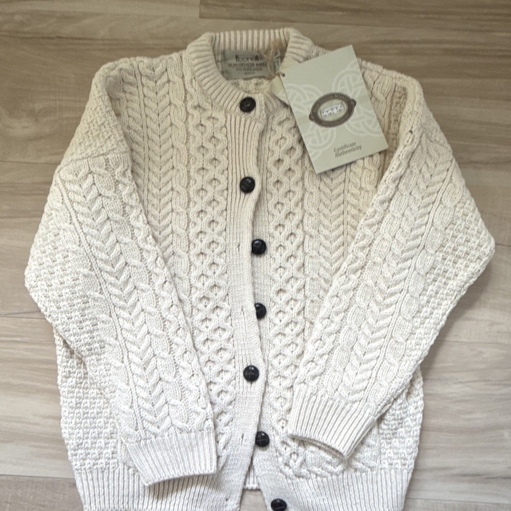 Aran Sweater Ireland Women's Ivory Wool Cable-Knit Button Cardigan Sweater M - Picture 1 of 8